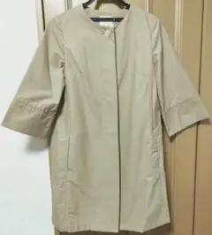 美品　スピックアンドスパン　ノーカラースプリングコート