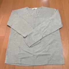 Vネック ニットセーター