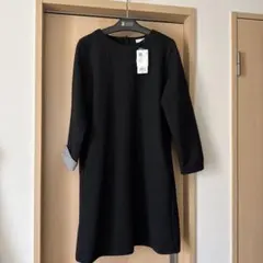 ブラックワンピースのサムネイル