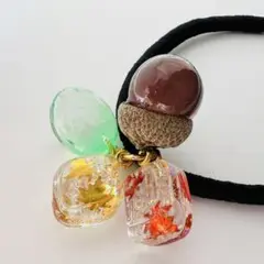 秋 どんぐりと紅葉ドロップ ヘアゴム