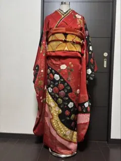 高級振袖フルセット 艶やかな7点セット 蝶と花柄 赤 - メルカリ