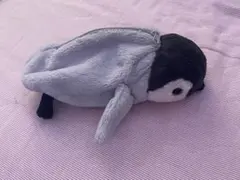 futur.さん正規品 ペンギンポーチ - メルカリ