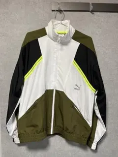 プーマ ナイロンジャケット