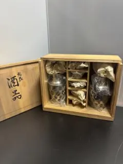 高級酒器セット】本錫 鍛栄造 酒器揃（ちろり2点・盃5点・共箱付き