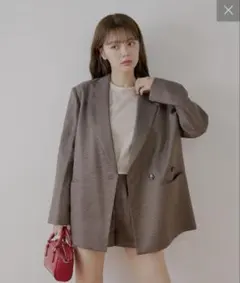 Chico オーバーダブルジャケット・チャーム付タックショートパンツ