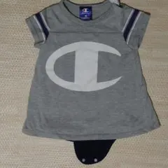 チャンピオン　80サイズ　ロンパース