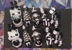 119地雷系 平成女児 量産型 ゆめかわ ねこ 黒×ピンク　ネイルチップ