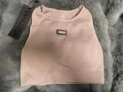 新品★未使用　VANQUISH スポーツブラ ピンク　Sサイズ　パット付き