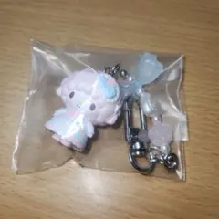 66サンリオ キーホルダー　ピアノ