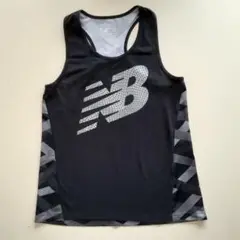 New Balance タンクトップ　サイズS