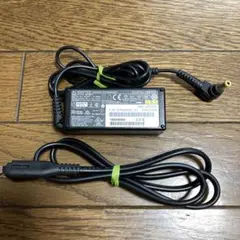 富士通　ウルトラモバイルPCシリーズ用　ACアダプター FMW-AC326C