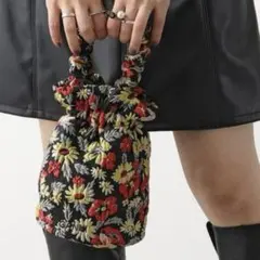 y*様 GANNI Embroidered Floral Crossbody Pのサムネイル