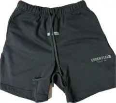 エッセンシャルズ　ハーフパンツのサムネイル