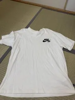 NIKE SB Tシャツ ホワイト Lサイズのサムネイル