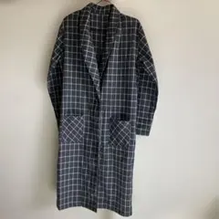 グレーとホワイトのチェック柄ロングコート（薄手）