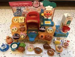 ジャムおじさんのやきたてパン工場DX + パン + アンパンマンガチャ