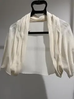 ストロベリーフィールズ　ボレロ　結婚式