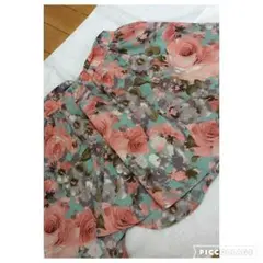 花柄ミニスカート