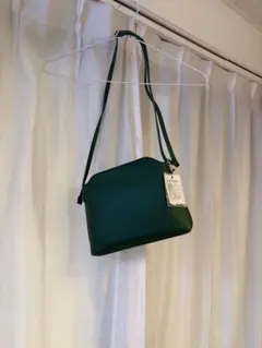 ATTENTION レディースバック　ショルダーバッグ　グリーンのサムネイル