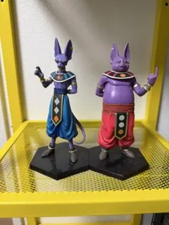 ワンピース②　　ビースマイル　フィギュア　２体（キッド、ジンベイ） ワンピース ビースマイルフィギュア シャンクス ジンベエ キッド しら