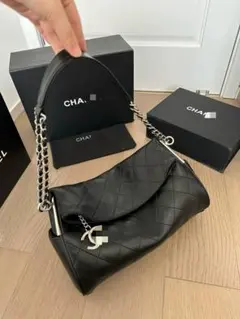 Item thumbnail for item e5cffc4b-3e3c-4b55-b44b-ee688457953a