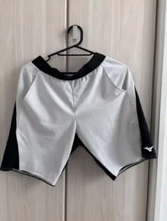 Mizuno ショートパンツ ホワイト　ブラック