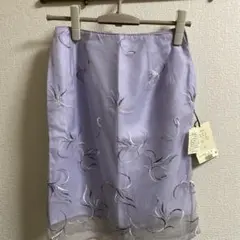 ロートレアモン　スカートのサムネイル