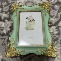 Item thumbnail for item a2e60f6f-0ac3-4bbd-9304-81a4a1494c10