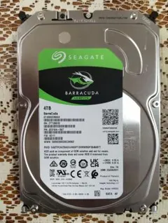 Seagate BarraCuda 4TB SATA HDD 注意マークあり