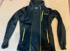 patagonia フリースジャケット XS 黒