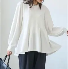 新品タグ付き RONEL イージージョーゼット ペプラムカットソー M ホワイト