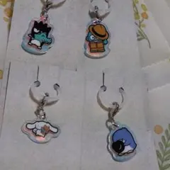 サンリオ　アクリルチャーム　クリームinスナック　4種類