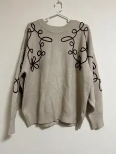 しまむら tal.by yumi 刺繍 ニット