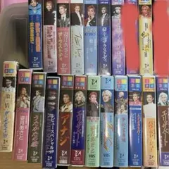 宝塚歌劇団 公演映像 13本セット　VHS 2025年最新】宝塚 vhsの人気アイテム - メルカリ