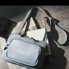 Coleman 2層式ショルダーバッグ