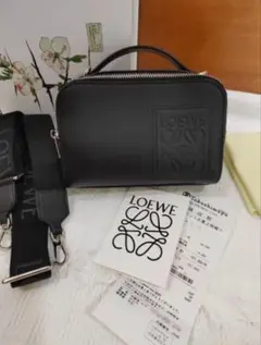 LOEWE クロスボディ カメラバッグ ミニ