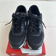 NIKE AIR MAX EXCEE ブラック/ホワイトスニーカー