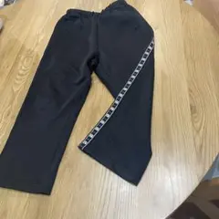 110サイズ 黒 ポリエステルパンツ サイドロゴ