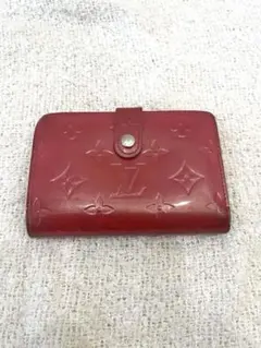【中古品】LOUIS VUITTON ヴェルニ 財布　レッドのサムネイル