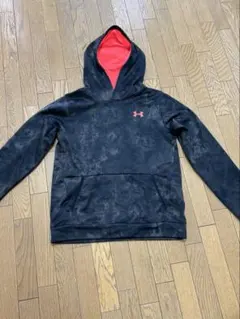Under Armour フード付きパーカー 黒/赤