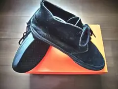 オールブラック スニーカー