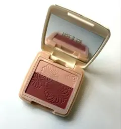 ポール&ジョー　プレストブラッシュ　05 オルゴール　チーク　ポルジョ　ケース付