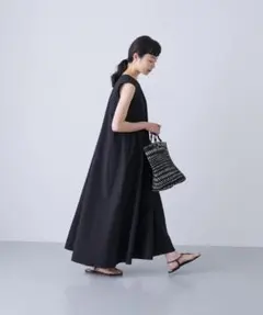 《新品タグ付き》かぐれ◎コットンAラインノースリワンピース//ブラックのサムネイル