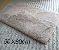 NITORI　フロアマット　うさぎ2