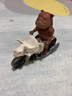 ブルドッグ フィギュア バイクのサムネイル