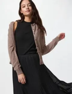 ユニクロ　メリノクルーネックカーディガン　ブラウン　M