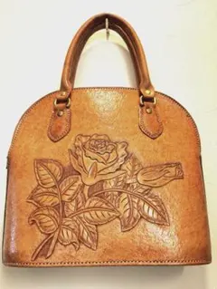 美品】レザーリュック 本革 蝶々 お花柄 茶色 brown - メルカリ
