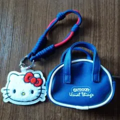 大幅値下げ！【新品】ハローキティ×OUTDOOR 顔形＆バッグ形ポーチセット