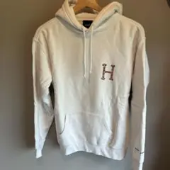 HUF 白パーカー