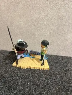 ワンピース フィギュア　ゾロ　ミホーク